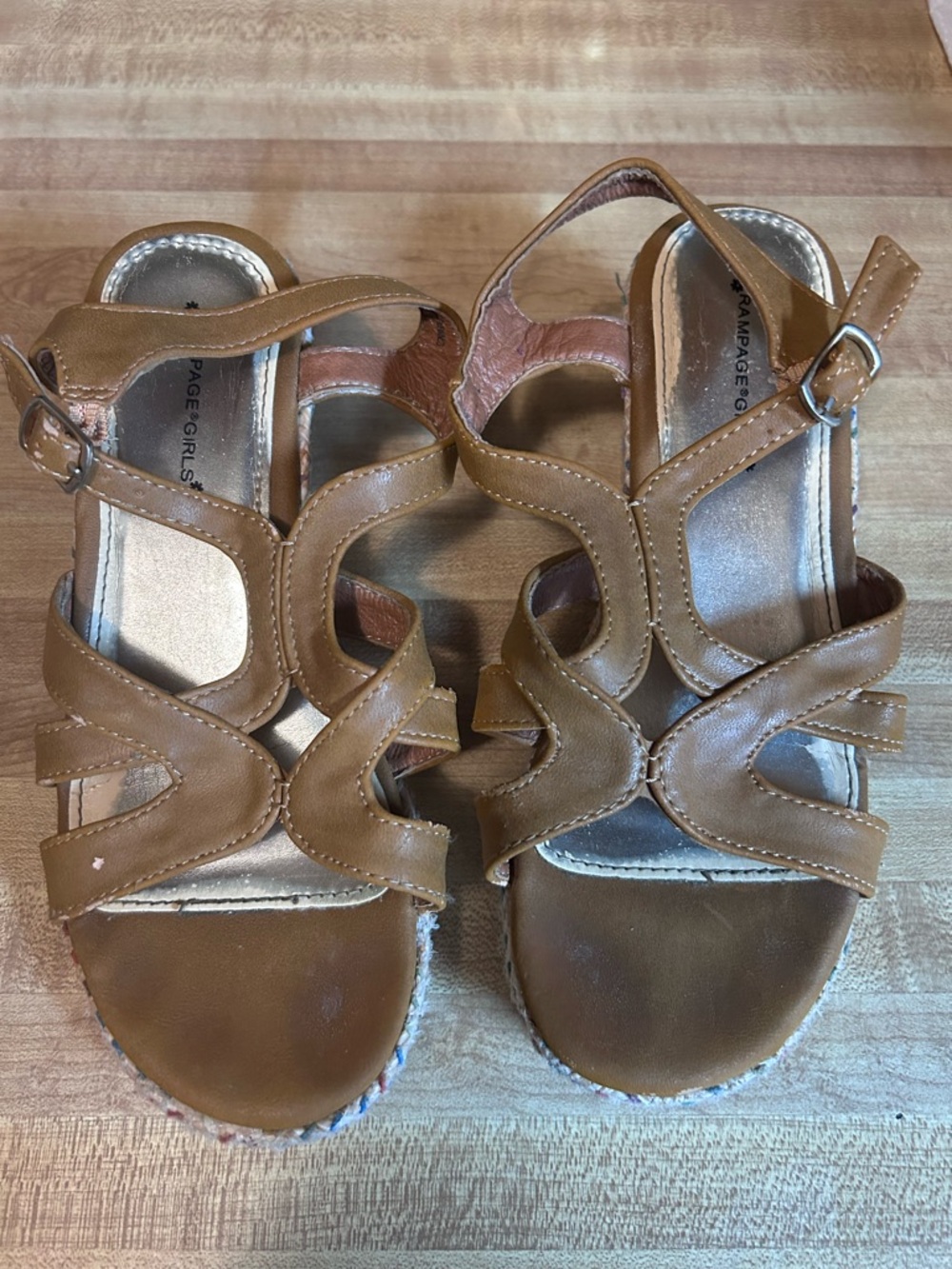 Girl heel sandals